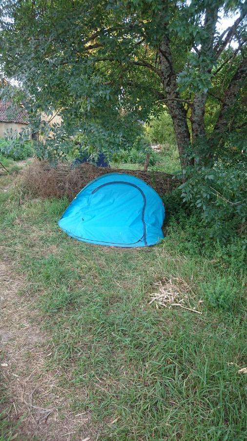 Tente En Permaculture Pirate Creysse  Exterior foto